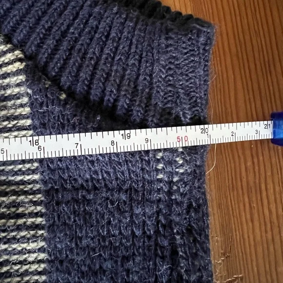 Vintage Cambridge Classics by Mervyn’s Sweater Vest Made in USA Size Medium - Picture 7 of 7